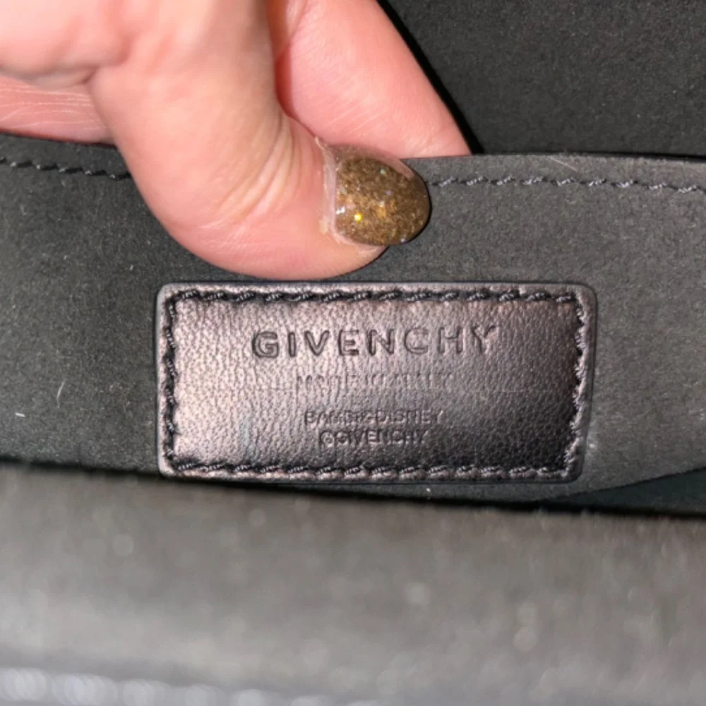 Super rare Givenchy by Riccardo Tisci Iconic Bambi Crossbody Bag in black - Picture 3 of 4